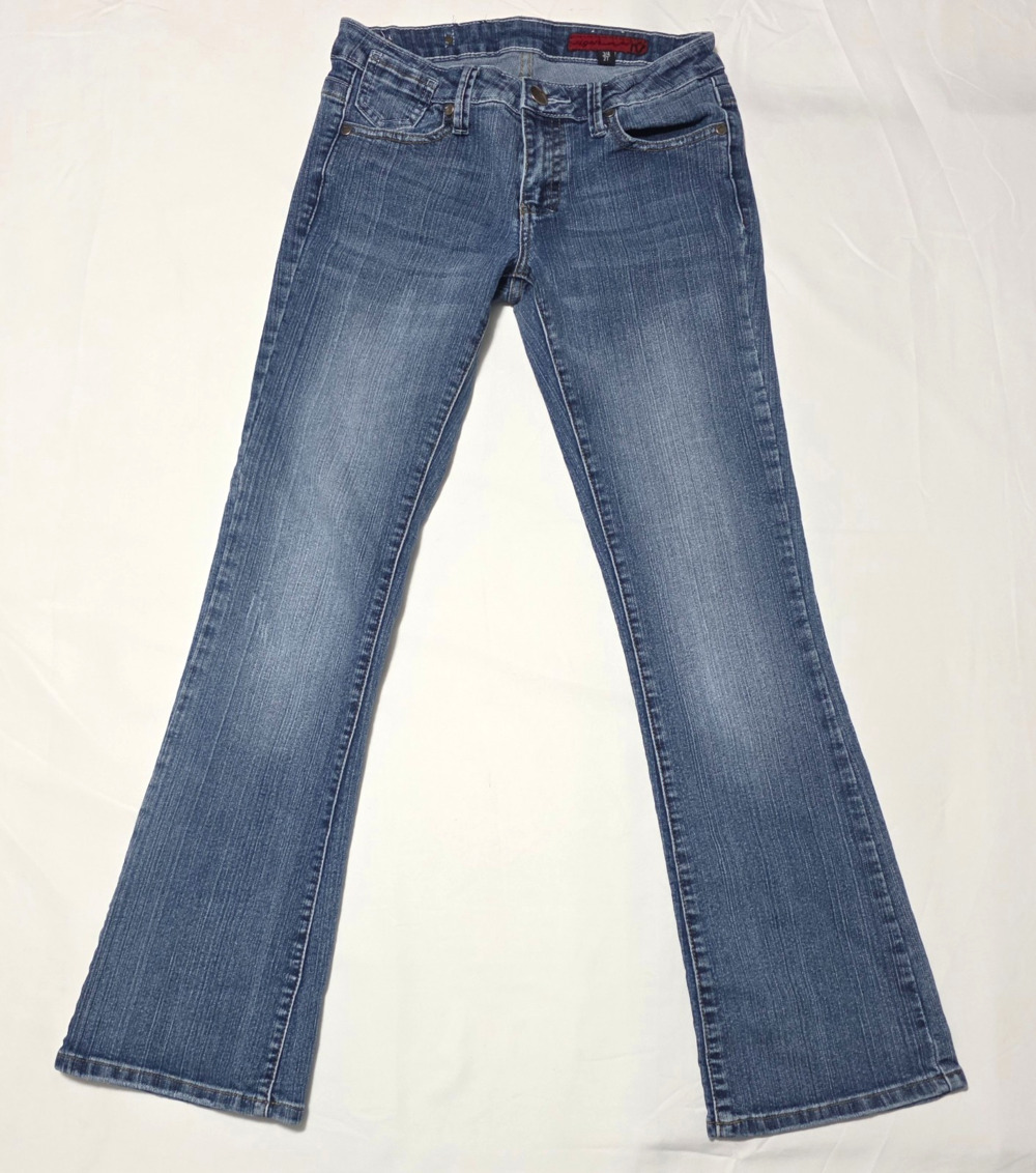 Vigoss Jeans Women's Bootcut Denim Jeans Size 3/4 27 Blue Medium Wash Y2K